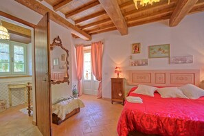 8 Schlafzimmer, WLAN