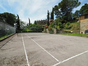 Sportplatz