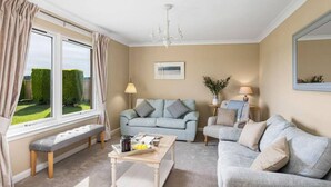 Unclassified image, 5 of 25, button - Muirton Cottage - Rural Bliss (Angus)