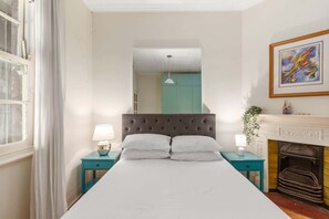 3 bedrooms, desk, iron/ironing board, WiFi