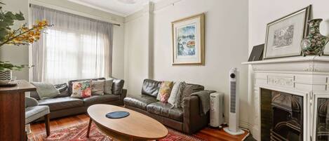 Télévision, espaces bureaux