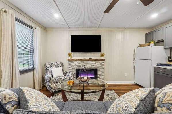 TV, fireplace, offices