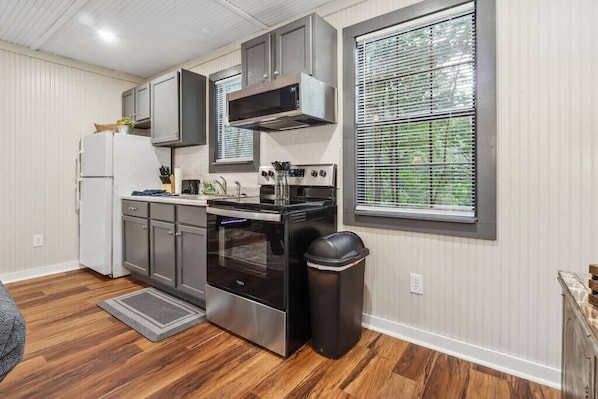 Microwave, oven, coffee/tea maker, toaster