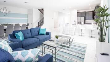 House | 8 bilik tidur