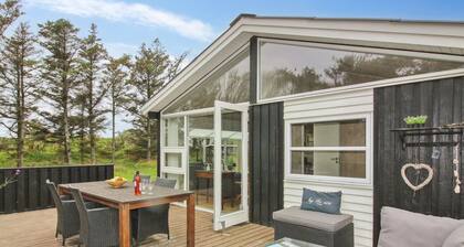 "Amelia" - 350m from the sea by Interhome