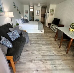 Iron/ironing board, travel crib, WiFi, bed sheets