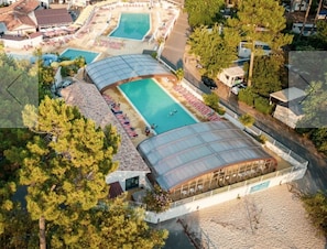 Indoor pool, outdoor pool