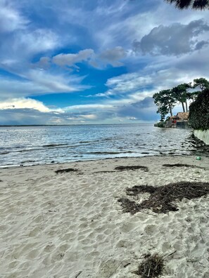 Ubicación cercana a la playa
