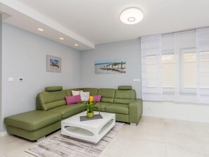 TV - Vacation home Nika by Interhome (Krk/Malinska)