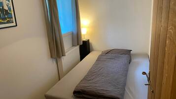 7 bedrooms, free WiFi, wheelchair access