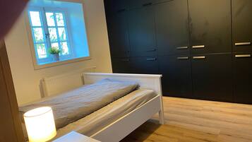 7 Schlafzimmer, Bügeleisen/Bügelbrett, Reisekinderbett, kostenloses WLAN