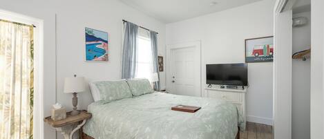 1 bedroom, iron/ironing board, internet, bed sheets