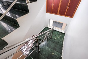 Lobby lounge - DK Resortss (Yercaud)