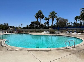 Pool - Cozy Casita w/ Salt water Pool, Jacuzzi & Tennis (Indio)