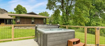 Amber Escape by AvantStay | 3 Unique Spaces + Pool