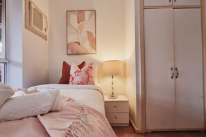 3 quartos, escrivaninha, ferros/tábuas de passar roupa, Wi-Fi