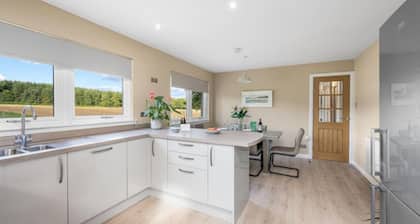Muirton Cottage - Rural Bliss