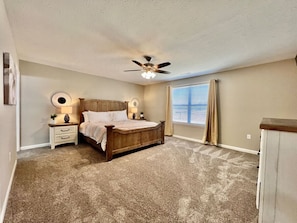 3 bedrooms, iron/ironing board, travel cot, WiFi
