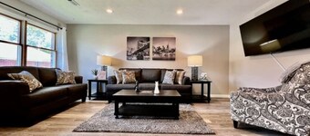 Remodeled 2 BDRM Ranch Attached Home Liberty, TWP