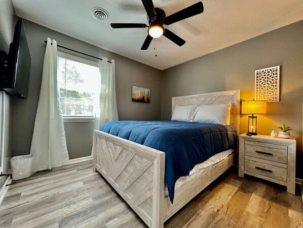 2 bedrooms, iron/ironing board, travel cot, WiFi