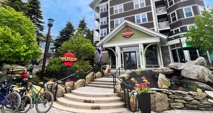 ML258 Slope Side Getaway with Deck & Parking WiFi