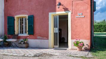 Dettaglio esterni