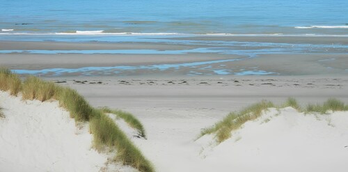 Holiday Home 'Gite En Baie De Somme' with Private Terrace, Private Garden and Wi-Fi