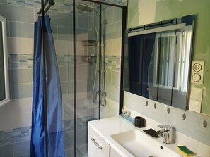 Dusche, Haartrockner