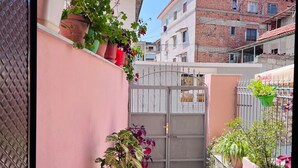 Front of property - GuestHouse EnSal (Berat)