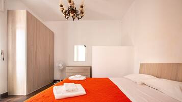 1 quarto, ferros/tábuas de passar roupa, Wi-Fi de cortesia