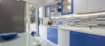 Villa "Riflessi d'Azzurro" with Sea View, Private Pool & Wi-Fi