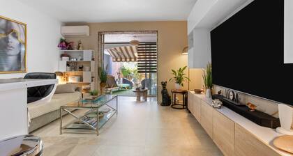 Apartment 'Domaine De La Corniche' with Private Terrace, Wi-Fi and Air Conditioning