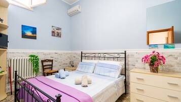 2 chambres, fer et planche Ă repasser, Wi-Fi gratuit, draps fournis