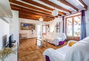 3 chambres, Wi-Fi gratuit, draps fournis