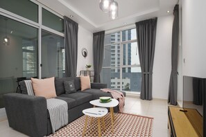 Deluxe Apartment | Living room