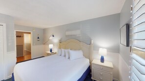 4 bedrooms, Internet, bed sheets