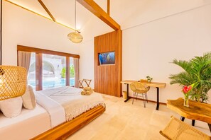 4 bedrooms, desk, iron/ironing board, WiFi - Villa Waikiki - Brand New 4BDR with huge Pool (Kecamatan Kuta)