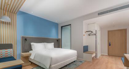 Holiday Inn Express Dandong City Center