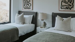 3 Schlafzimmer, Schreibtisch, BĂŒgeleisen/BĂŒgelbrett, kostenloses WLAN