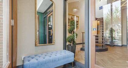 High-end boutique studio near city center!