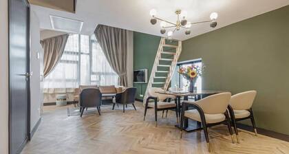 High-end boutique apartment near city center!