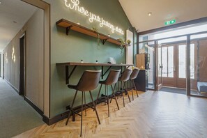 Business center - High-end boutique apartment near city center! (Amsterdam)