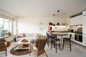 TV, stereo - Ferienwohnung "meine Kleine Perle" bis 3 Personen (Niendorf/Ostsee)