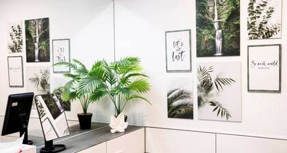 Premium Studio | 1 Min to HBF