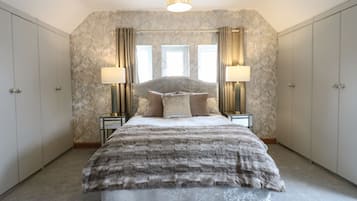 Cottage | 2 bedrooms, individually decorated, individually furnished, free WiFi