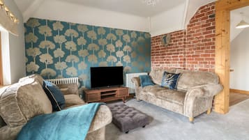 Cottage | Living area