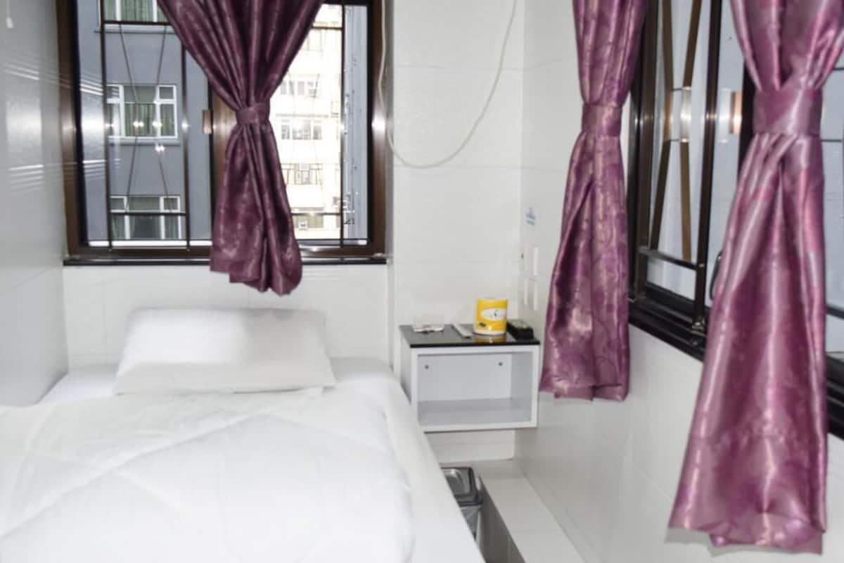 Chambre Simple Deluxe | 1 chambre, bureau, Wi-Fi gratuit, draps fournis