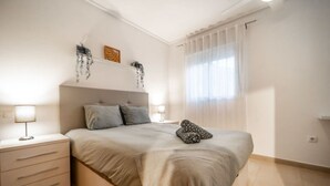 Room - Murcia Vacations`s Apartments 2, Two-bed apartm... (La Torre Golf Resort)