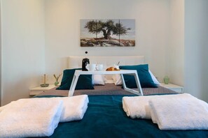 1 bedroom, iron/ironing board, travel crib, WiFi
