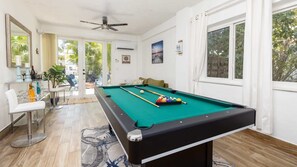Spielezimmer
